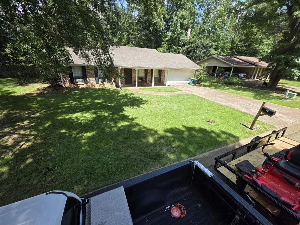 Expert outdoor landscaping experts serving Pearl, MS - Tacklebox's Lawn Care & More