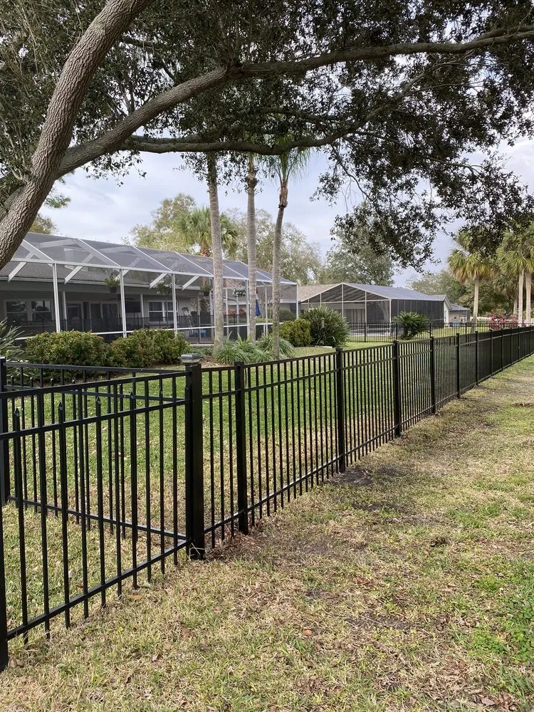 Local landscaping services experts serving Wimauma, FL - Tacuri Fencing and Landscaping
