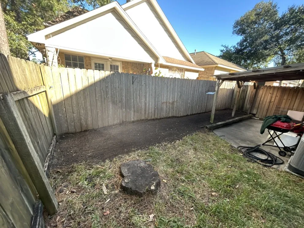 Affordable yard maintenance for residential properties in Conroe, TX by Tailboard Outdoors