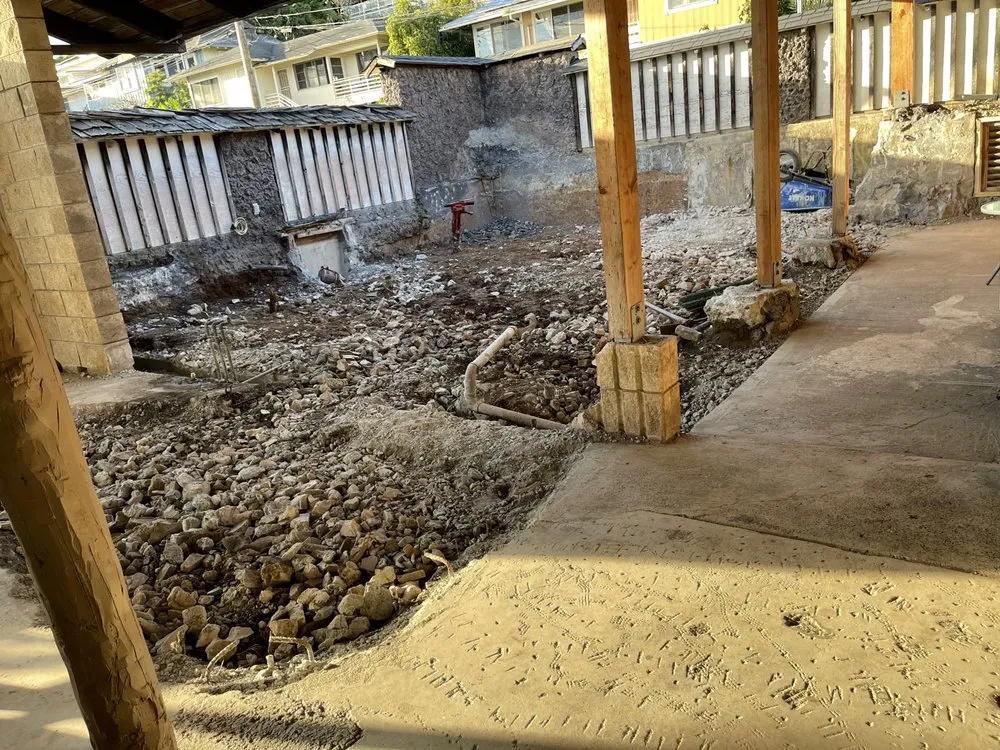 Affordable yard maintenance for homes in Mililani, HI by Takai Masonry Contractor