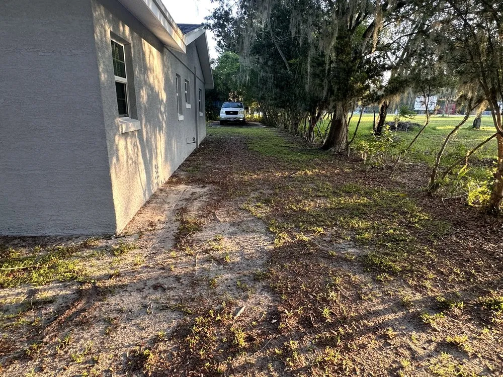 Affordable lawn mowing service with custom design across Leesburg, FL - Take care A Lawn Maintenance Company