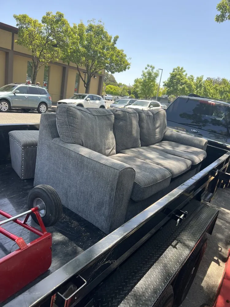 Custom residential landscaping experts serving Petaluma, CA - Take It All Haul