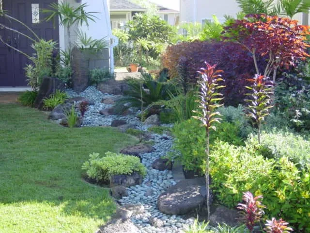 Affordable outdoor landscaping in Kunia, HI by Takenaka Landscaping Company