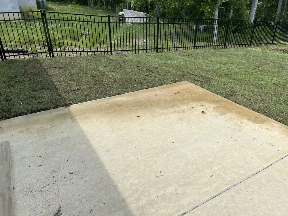 Affordable garden landscaping experts serving Jacksonville, NC - Talbots Lawn Care