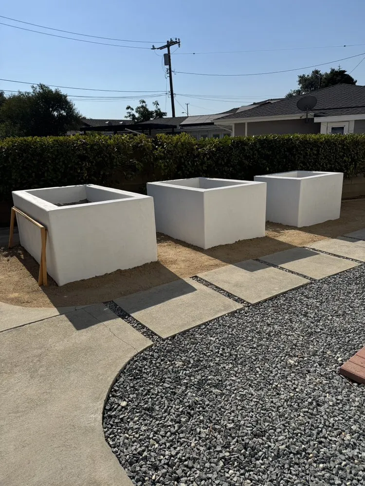 Expert garden landscaping with custom design in Temple City, CA by Talgarden