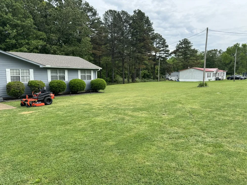Top-rated yard cleanup service in Bolivar, TN - Talley Lawn Care