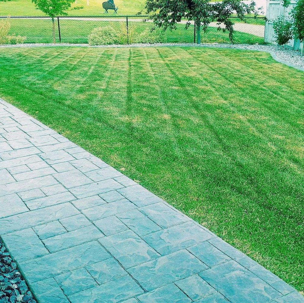 Top-rated garden landscaping in Jacksonville, FL - Tallyrand Lawn Care