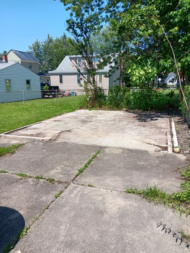 Top-rated lawn care service for year-round maintenance in Buffalo, NY by Talon Landscaping Construction & Demolition