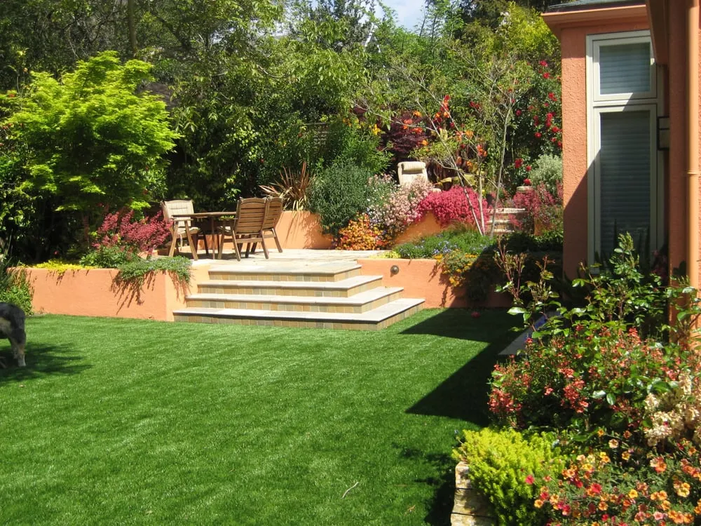 Custom yard maintenance experts serving Oakland, CA - Tamar Carson Landscaping