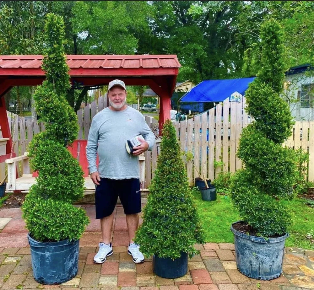 Expert garden landscaping with custom design in Dover, FL by Tampa Landscape Solutions