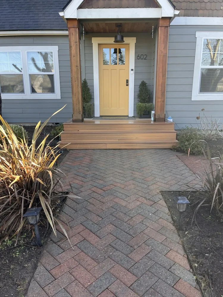 Expert yard cleanup service near you in Sherwood, OR by Tandem Exteriors