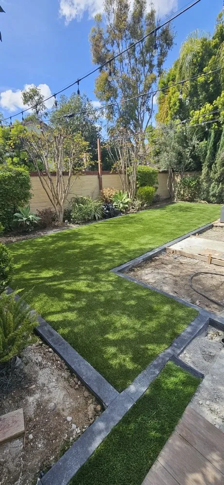 Expert yard maintenance in Huntington Park, CA by TandScape Landscaping
