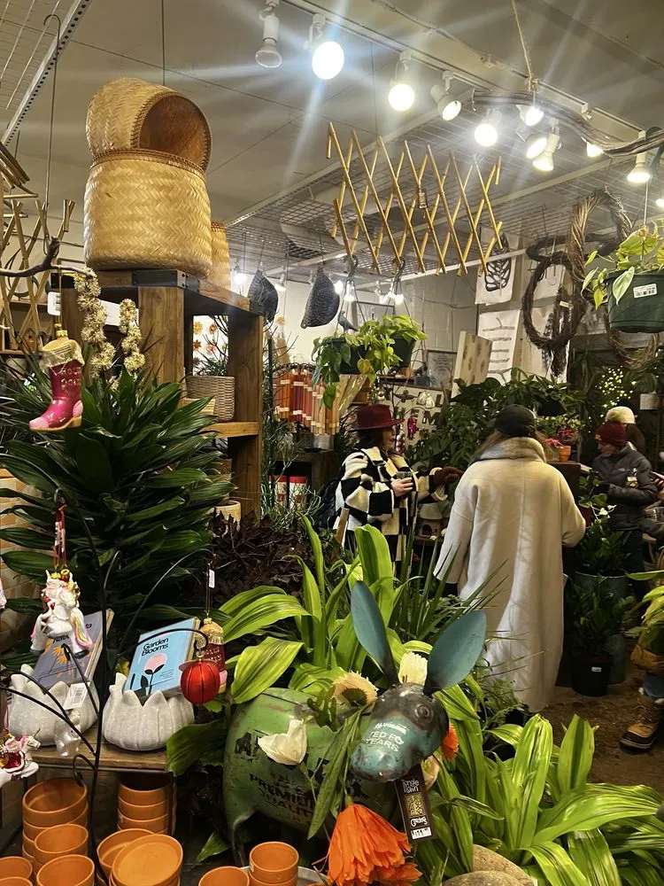 Expert residential landscaping for homes in Minneapolis, MN by Tangletown Gardens