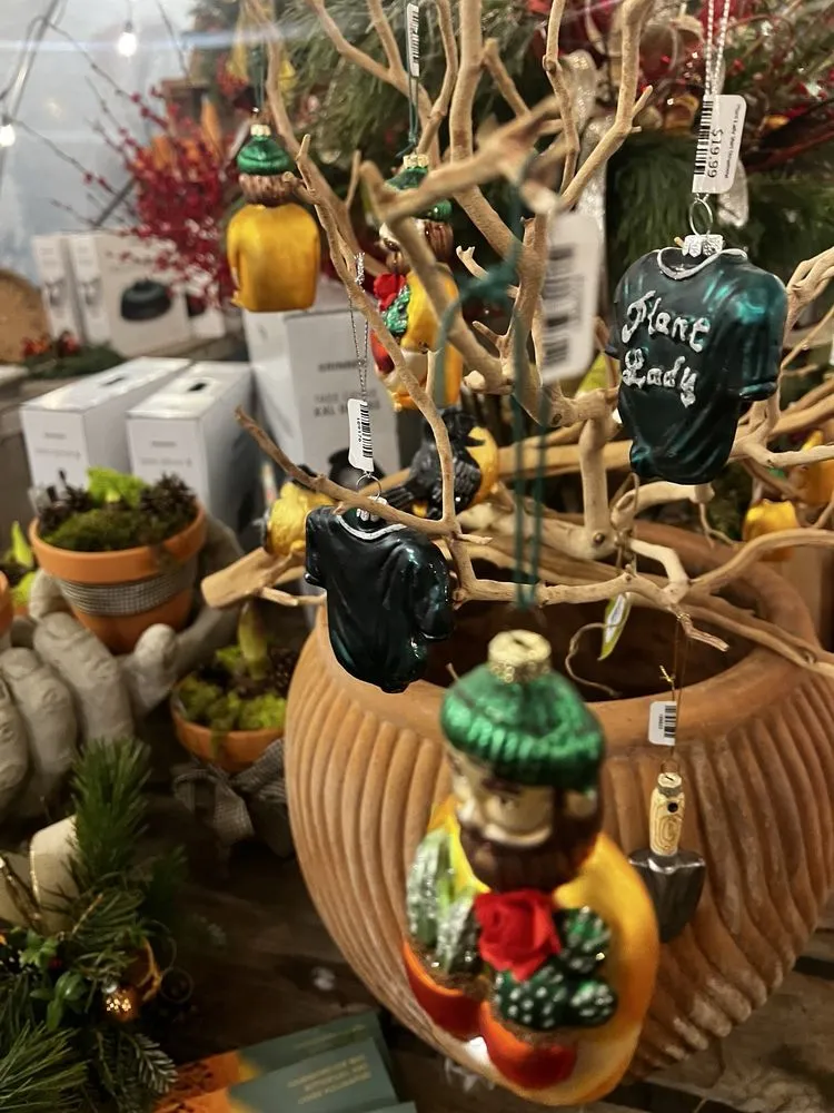 Affordable lawn care service in Minneapolis, MN by Tangletown Gardens