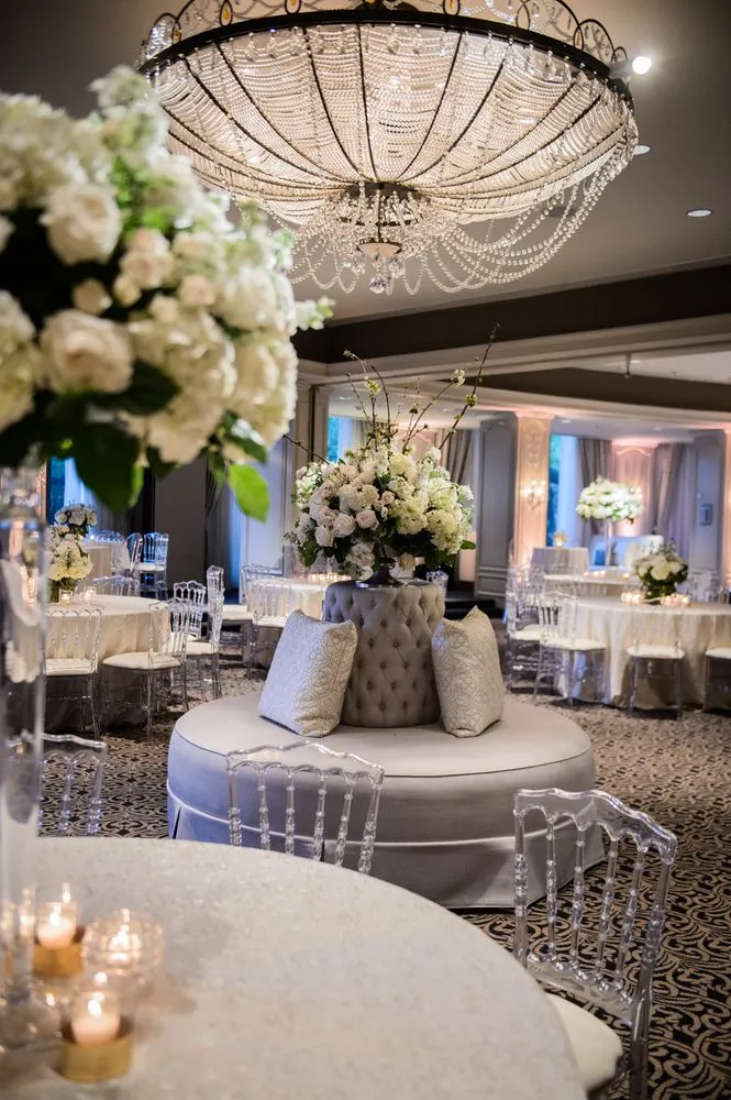 Professional outdoor landscaping in Houston, TX - Tanglewood Flowers & Garden