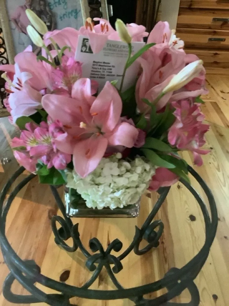 Custom landscaping services in Houston, TX by Tanglewood Flowers & Garden