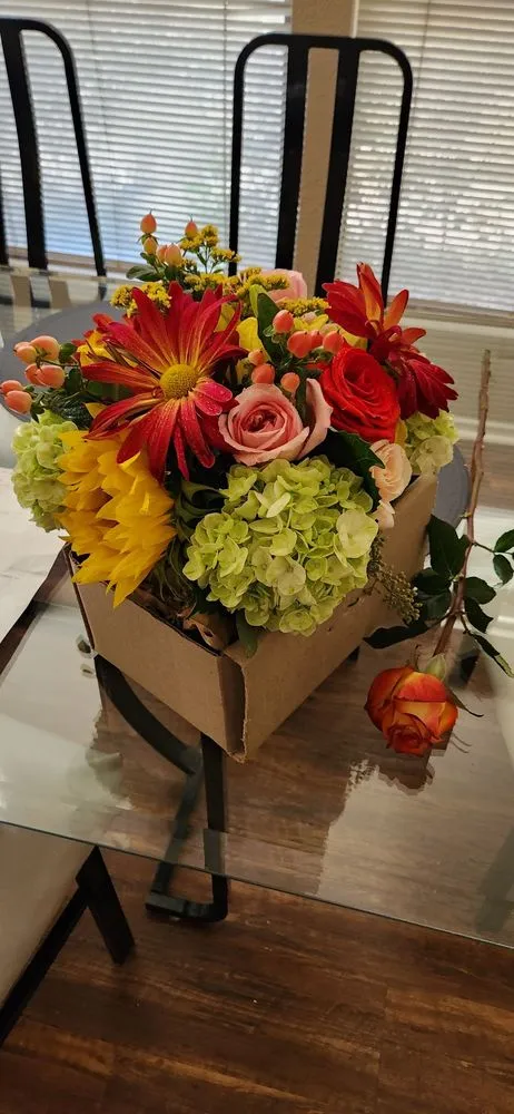 Reliable outdoor landscaping for beautiful yards across Houston, TX - Tanglewood Flowers & Garden