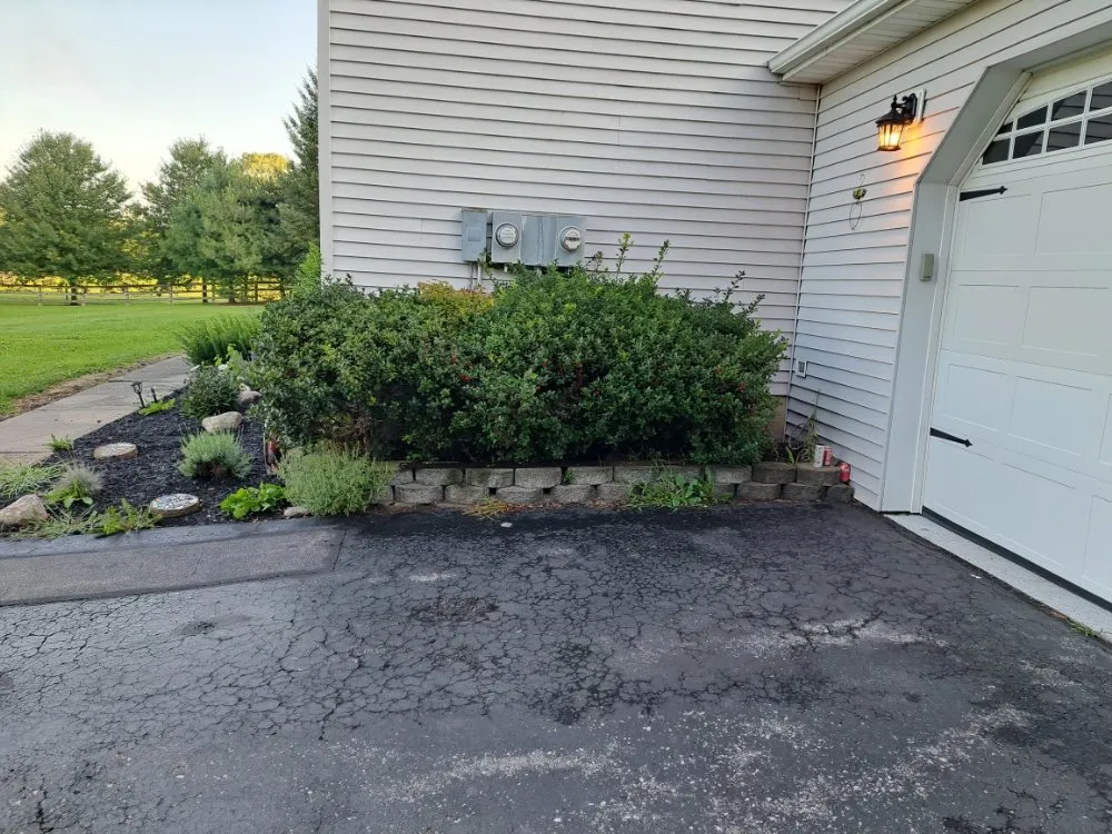 Professional lawn care service with custom design across Lyons, NY - Tanks Lawn Care & Landscaping