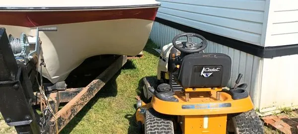 Tanners Lawn Care Logo