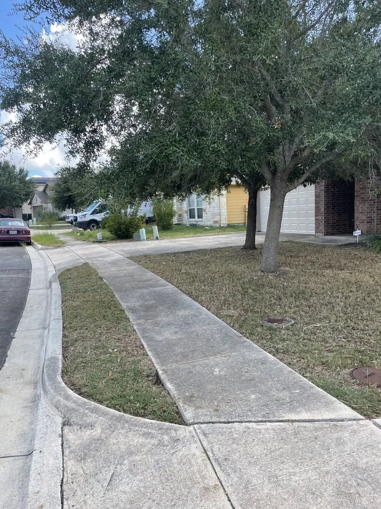 Reliable lawn mowing service for homes across San Marcos, TX - Tano’s Landscaping