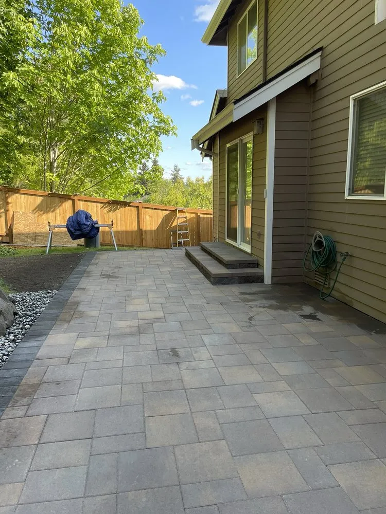 Expert landscaping services with custom design in Renton, WA by Tan's Landscape