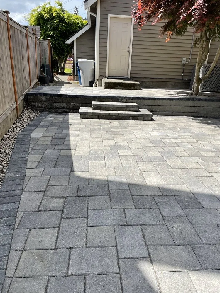 Expert landscaping services in Renton, WA by Tan's Landscape