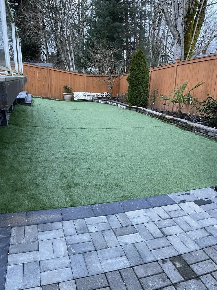 Affordable lawn mowing service in Renton, WA by Tan's Landscape