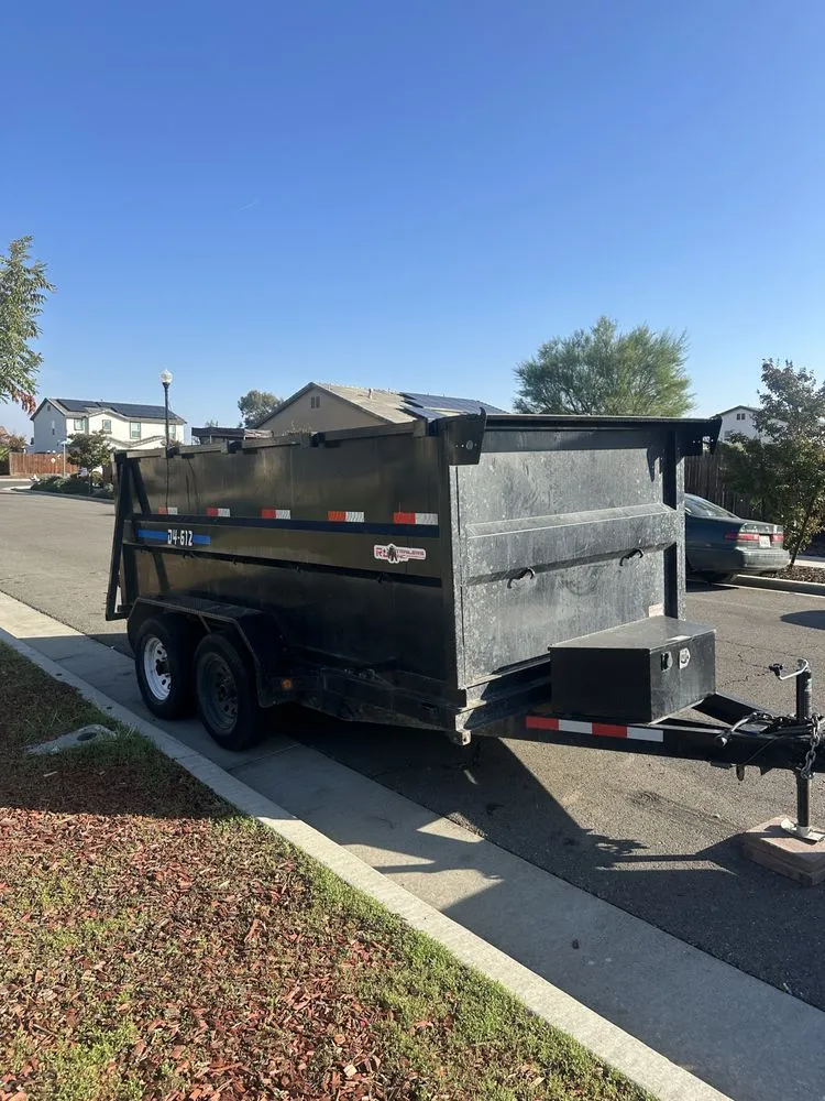 Expert yard cleanup service for residential properties across Los Banos, CA - Tapia’s Junk Removal and Hauling Services