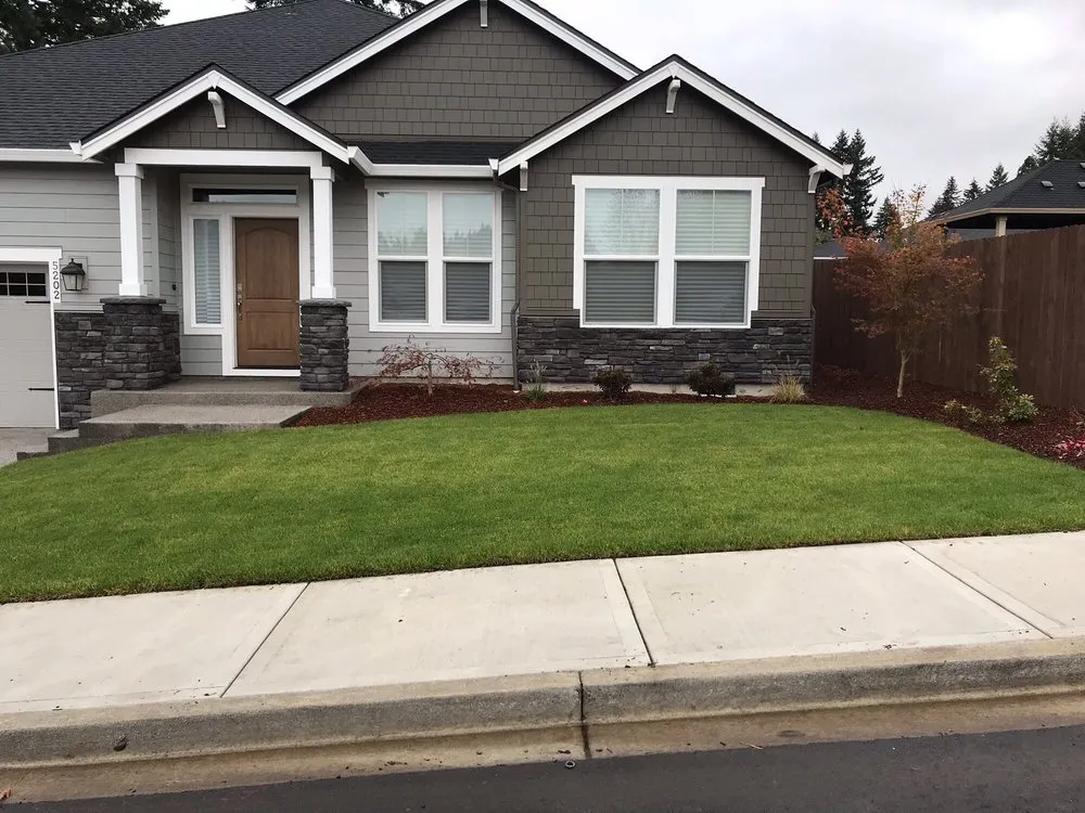 Reliable yard cleanup service in Battle Ground, WA - Tapias Landscaping