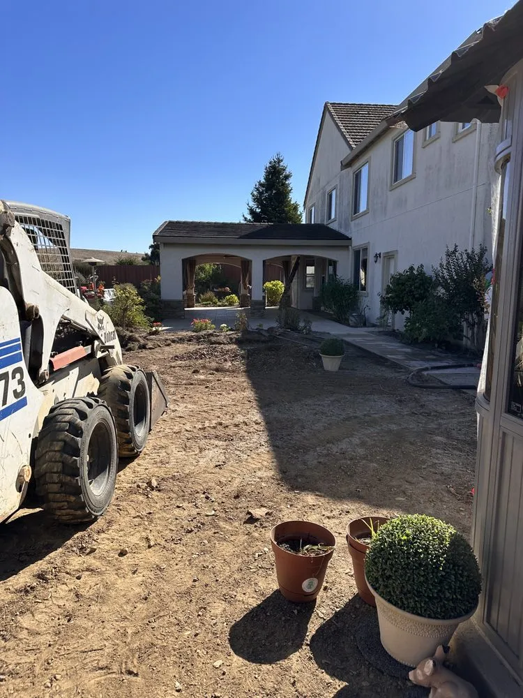 Reliable landscape design in Royal Oaks, CA by Tapias New Generation