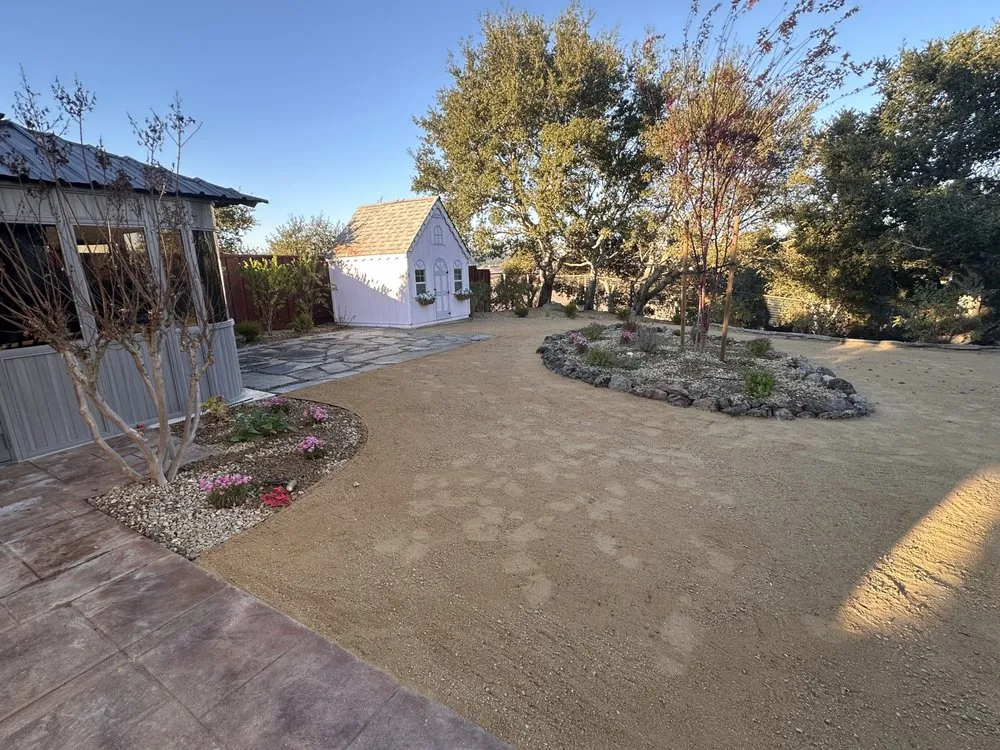 Local landscaping services in Royal Oaks, CA by Tapias New Generation