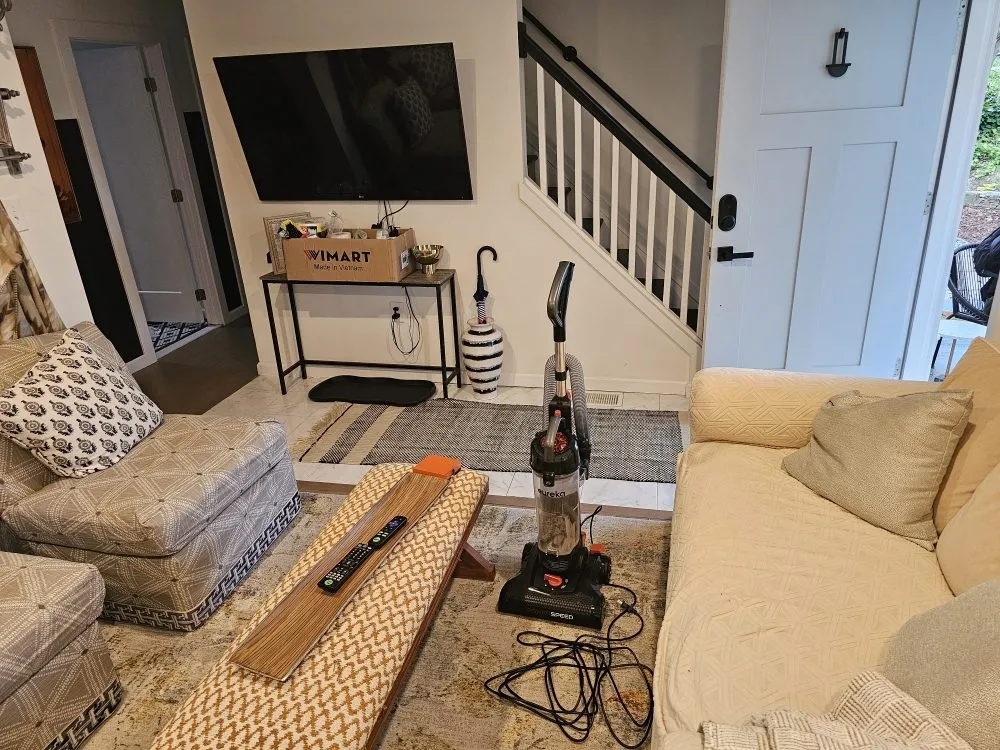 Trusted lawn mowing service in Berwyn Heights, MD by Tapis Rouge