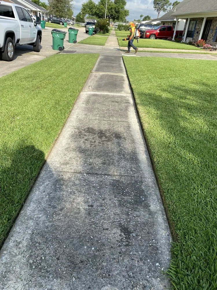 Top-rated lawn care service for residential properties across Harvey, LA - Task Lawn Service