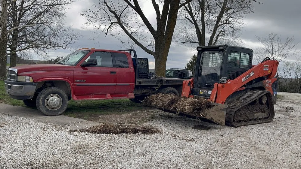 Professional garden landscaping for year-round maintenance across New Cambria, MO - Taters Mobile Hotspot