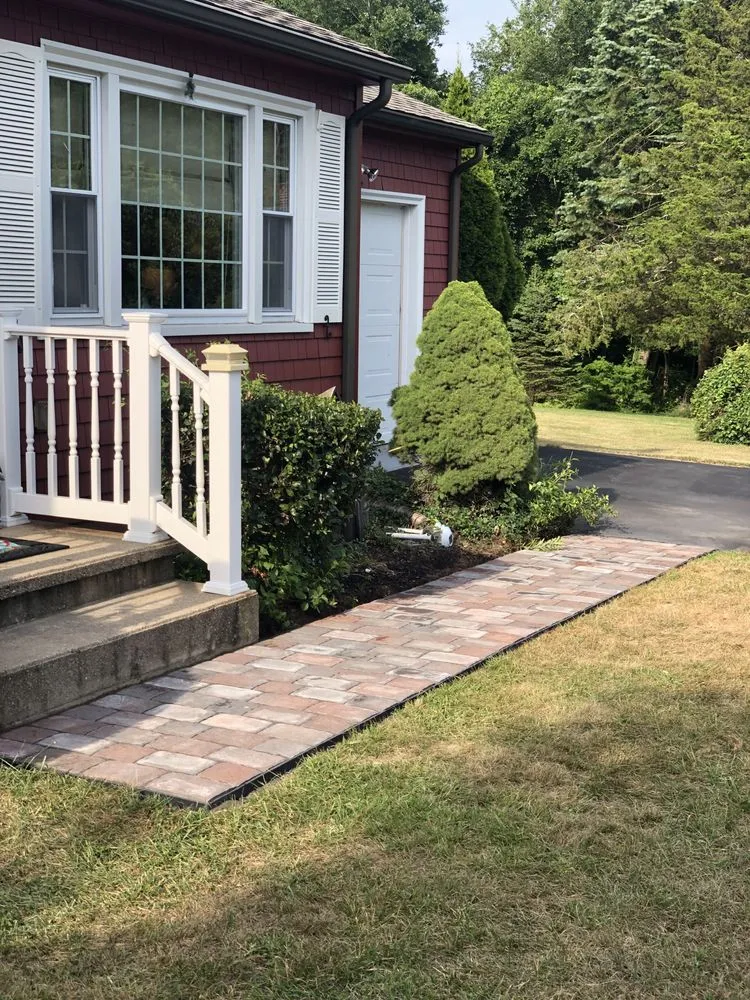 Custom lawn mowing service in Ivoryton, CT by Tate's Property Care