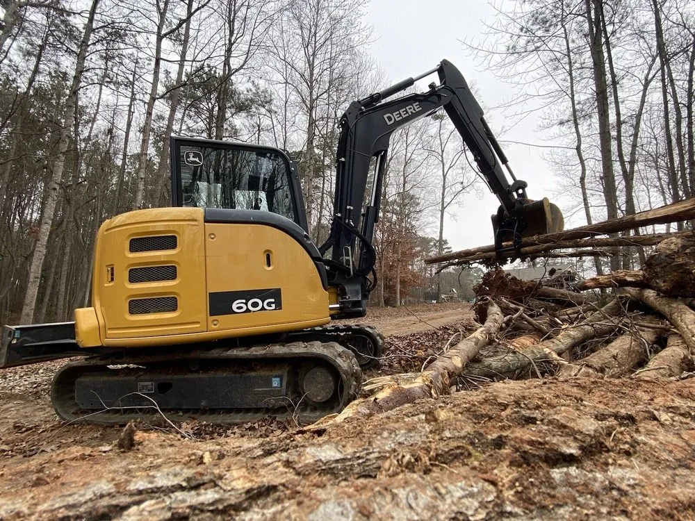 Custom lawn care service with custom design across Richmond, MI - Tatrabuilt