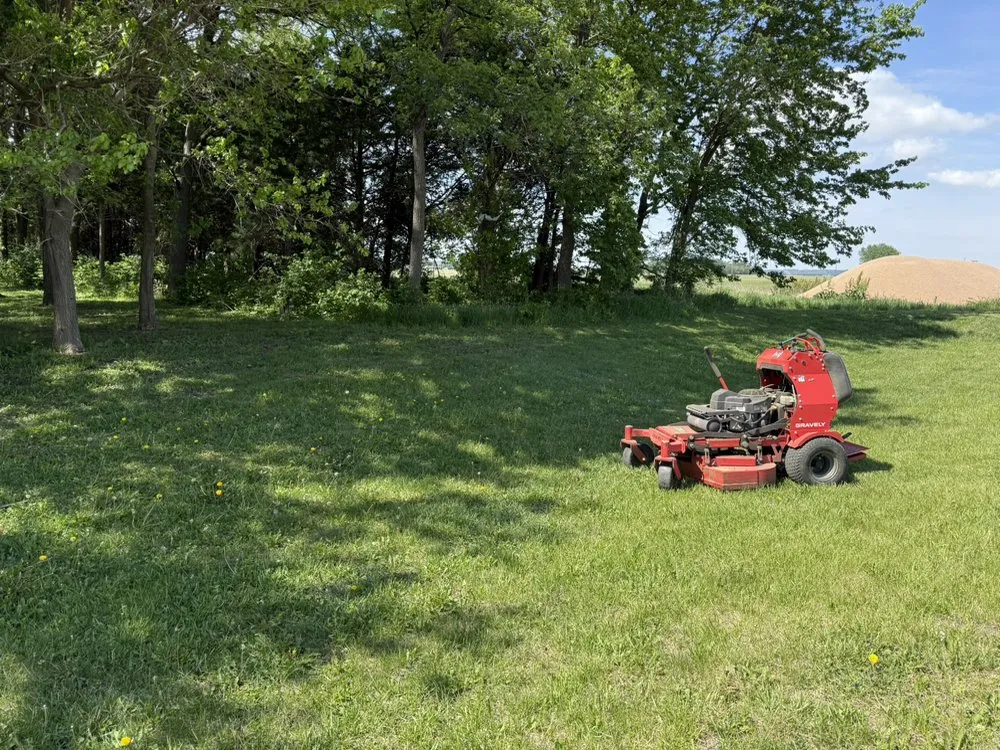 Expert outdoor landscaping with custom design in South Sioux City, NE by Tavares Landscaping And Concrete