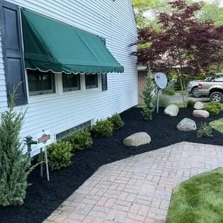 Custom yard cleanup service experts serving Jackson, MI - Tavera's Landscaping and Hardscape LLC