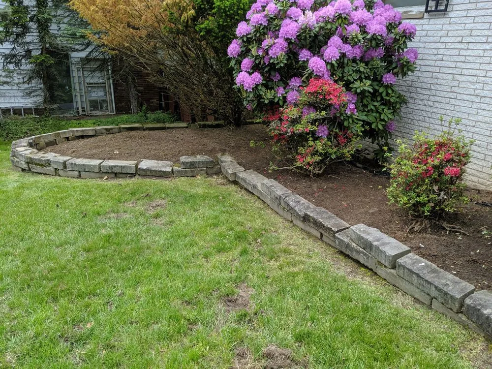 Professional garden landscaping experts serving Parma, OH - Tayeh Landscaping