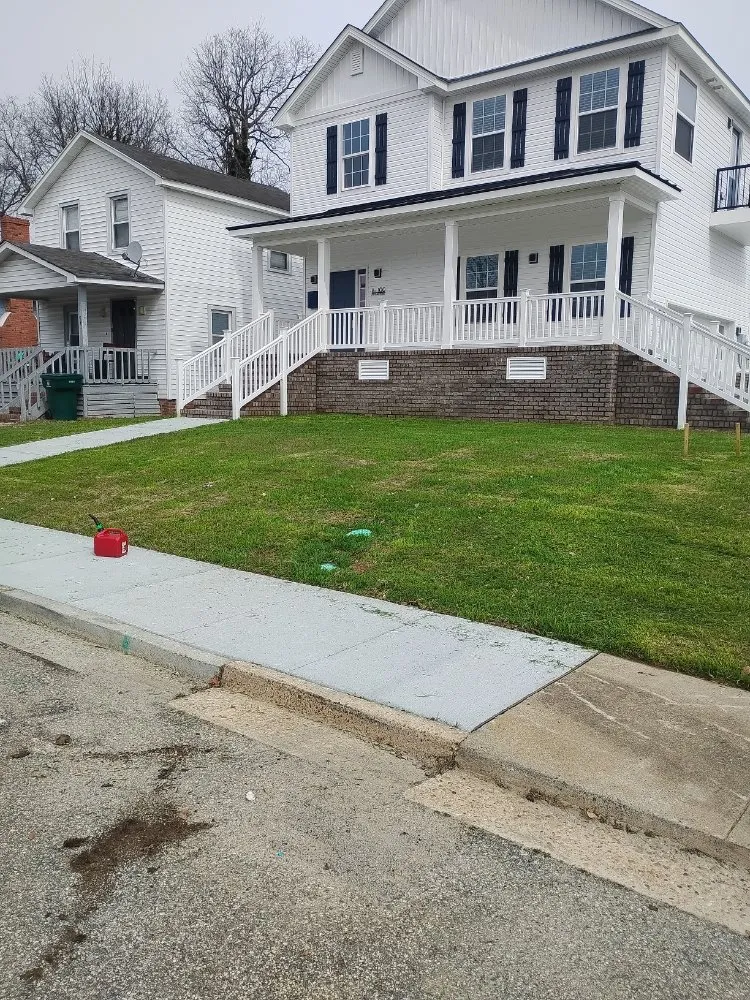 Professional lawn care service in Newport News, VA - Tayes Lawncare Service