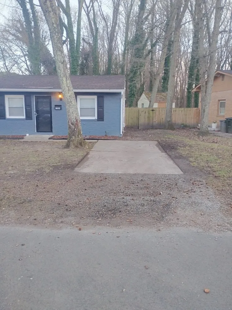 Affordable lawn care service in Newport News, VA - Tayes Lawncare Service