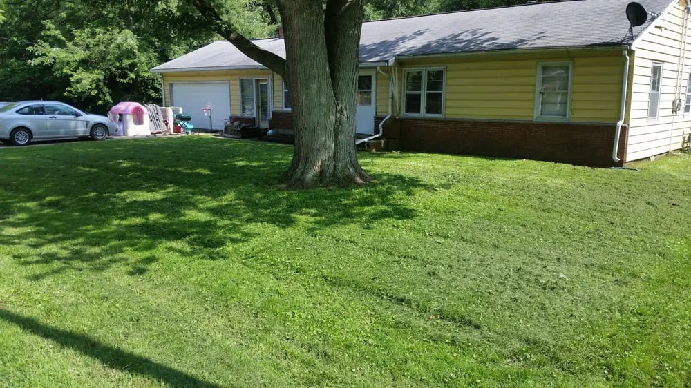 Trusted lawn care service experts serving East Peoria, IL - Taylor Landscaping