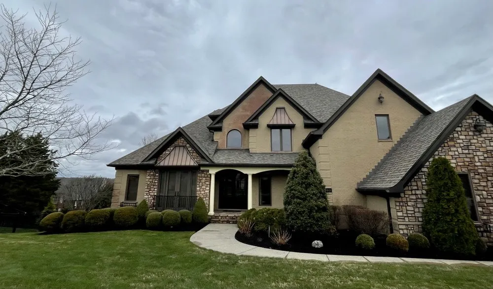 Top-rated yard maintenance in Louisville, KY by Taylor Landscaping