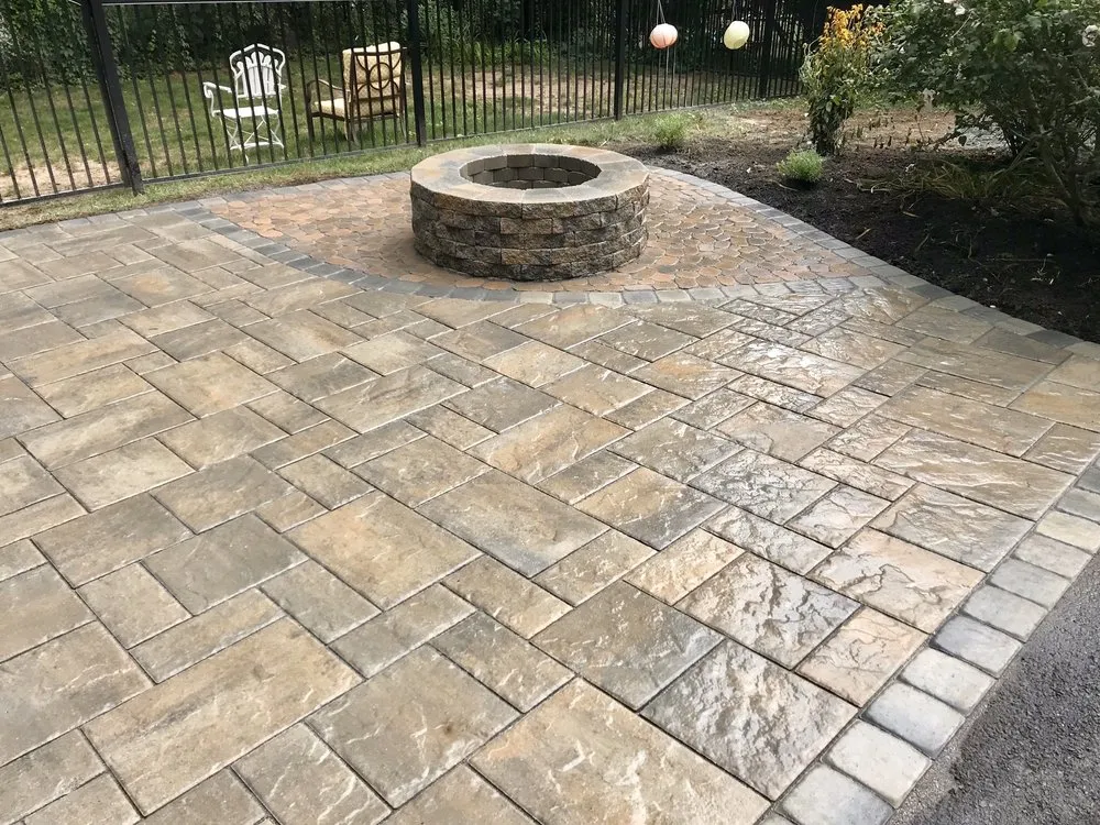 Affordable garden landscaping for beautiful yards in South Windsor, CT by Taylor Landscaping