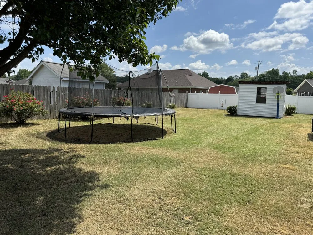 Trusted yard maintenance in Northport, AL - Taylor Lawn Care