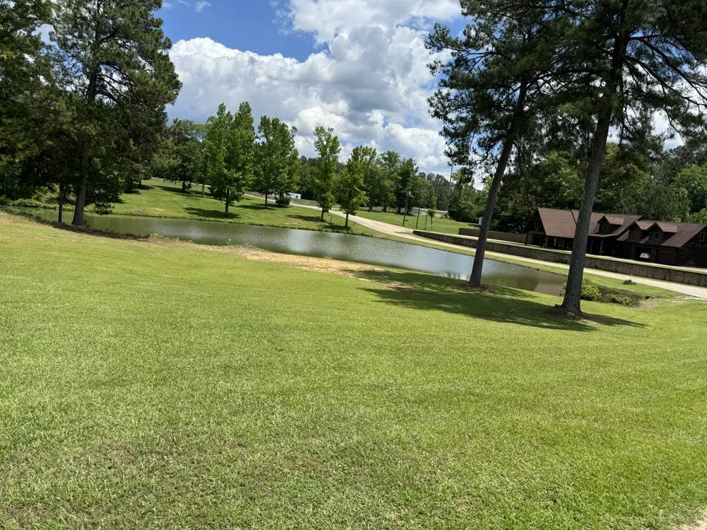 Local garden landscaping in Northport, AL by Taylor Lawn Care