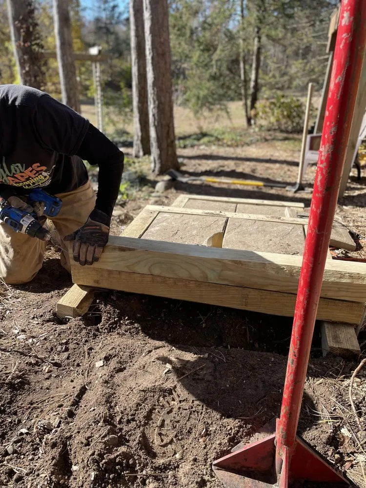 Trusted lawn mowing service in Grand Rapids, MI - Taylor Scapes