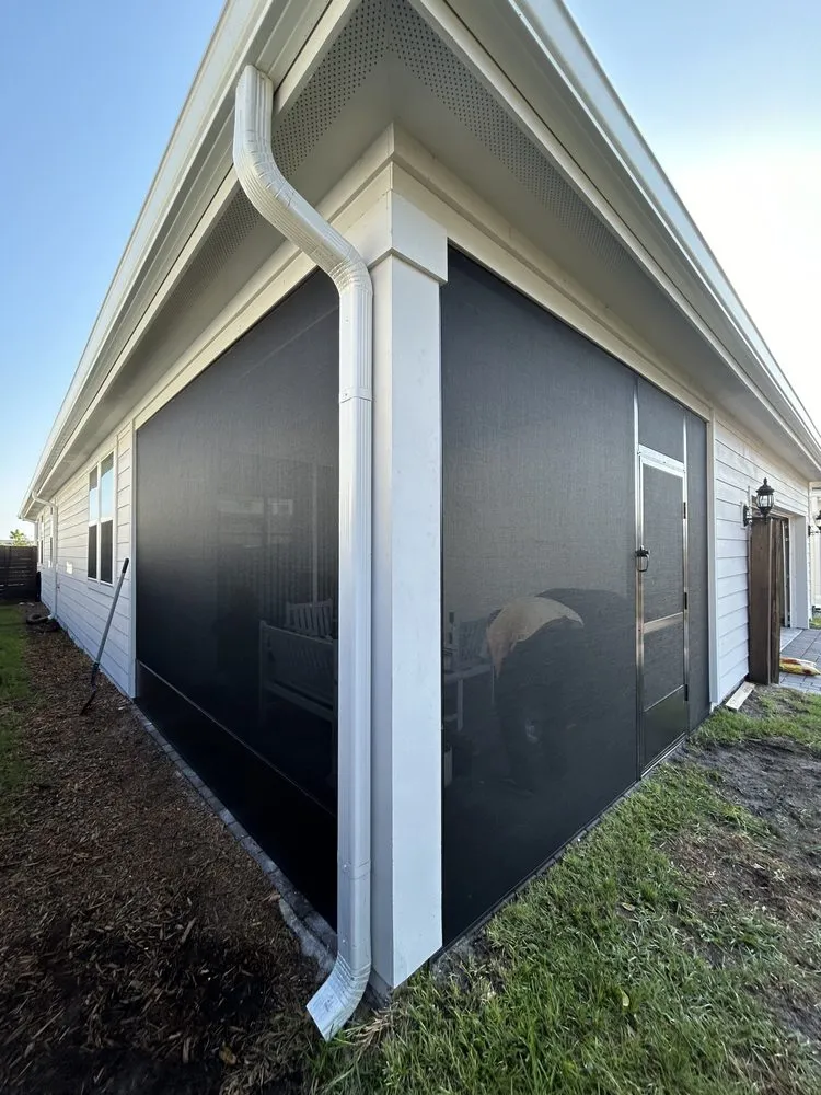 Trusted landscape installation for beautiful yards in Sebring, FL by Taylor Screening