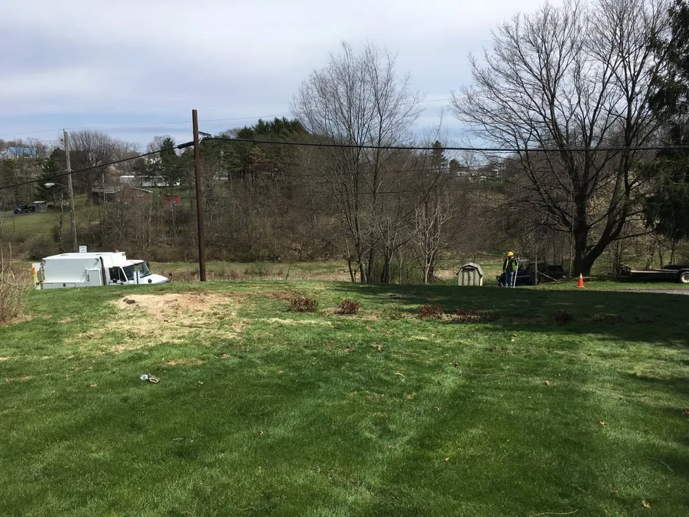 Top-rated residential landscaping experts serving Saint Clairsville, OH - TayloredTurf