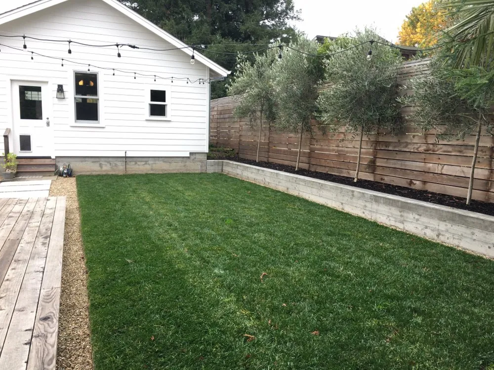 Expert garden landscaping for residential properties in Petaluma, CA by Taylor's Eco-Friendly Landscape Management